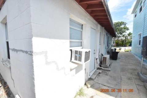 Apartamento en alquiler en Saint Petersburg, Florida, 1 dormitorio, 46.45 m2 № 2096065 - foto 10