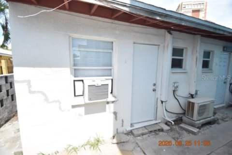 Apartamento en alquiler en Saint Petersburg, Florida, 1 dormitorio, 46.45 m2 № 2096065 - foto 9