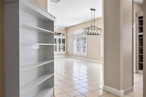 House in Orlando, Florida 4 bedrooms, 178.65 sq.m. № 1510660 - photo 12
