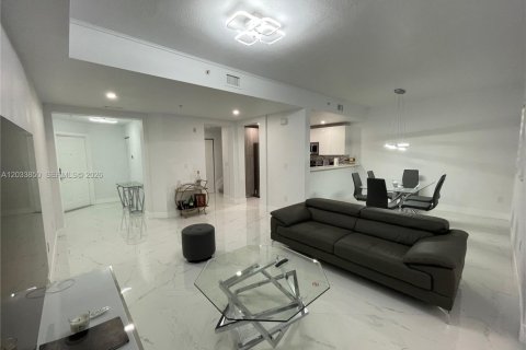 Condo in Doral, Florida, 3 bedrooms № 2078250 - photo 5