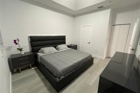 Condo in Doral, Florida, 3 bedrooms № 2078250 - photo 8