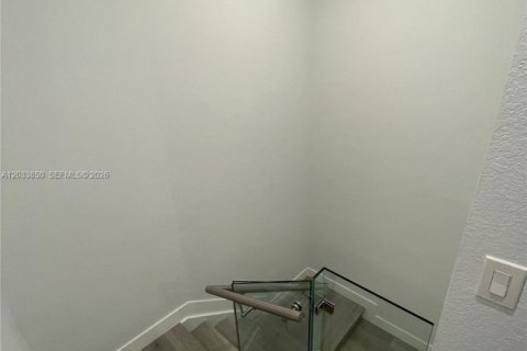 Condo in Doral, Florida, 3 bedrooms № 2078250 - photo 6
