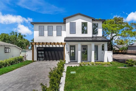 Casa en Winter Park, Florida 5 dormitorios, 293.94 m2 № 2115382