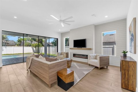 Villa ou maison à vendre à Winter Park, Floride: 5 chambres, 293.94 m2 № 2115382 - photo 8