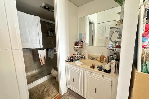 Copropriété à vendre à Lauderhill, Floride: 2 chambres, 98.48 m2 № 1992475 - photo 7