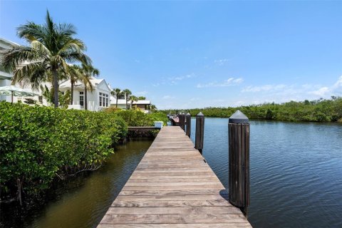 Villa ou maison à vendre à Ruskin, Floride: 4 chambres, 351.08 m2 № 1719473 - photo 3