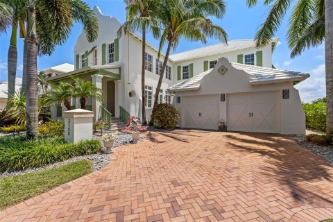 Villa ou maison à vendre à Ruskin, Floride: 4 chambres, 351.08 m2 № 1719473 - photo 1
