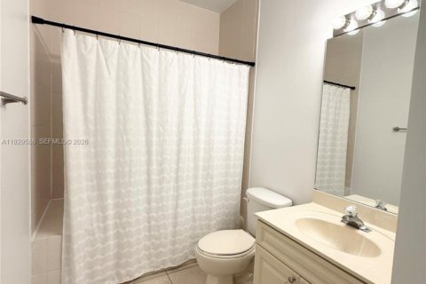 Villa ou maison à louer à Miami, Floride: 3 chambres, 157.56 m2 № 1988419 - photo 22