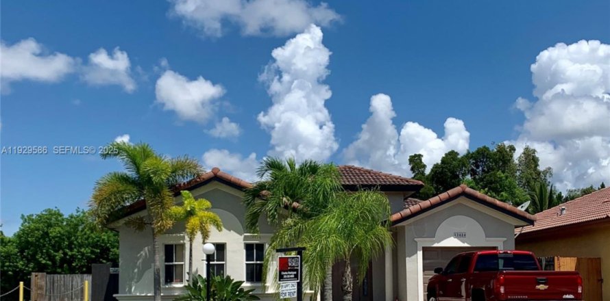 Villa ou maison à Miami, Floride 3 chambres, 157.56 m2 № 1988419