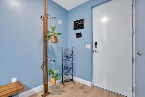 Copropriété à louer à Orlando, Floride: 2 chambres, 142.79 m2 № 1893977 - photo 6