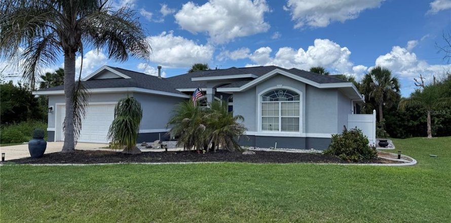 Villa ou maison à Palm Coast, Floride 3 chambres, 164.72 m2 № 2399151