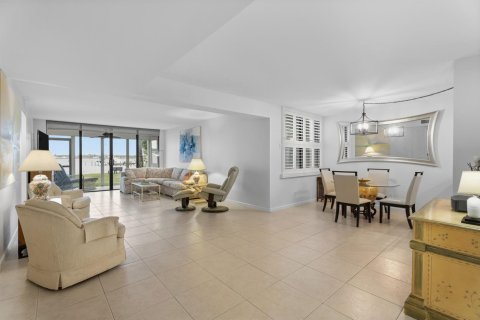 Copropriété à vendre à Stuart, Floride: 2 chambres, 119.01 m2 № 2271615 - photo 12