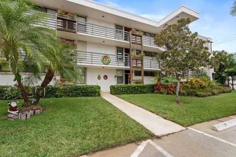 Copropriété à vendre à Stuart, Floride: 2 chambres, 119.01 m2 № 2271615 - photo 8