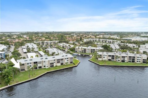 Copropriété à vendre à Stuart, Floride: 2 chambres, 119.01 m2 № 2271615 - photo 6