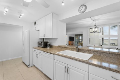 Copropriété à vendre à Stuart, Floride: 2 chambres, 119.01 m2 № 2271615 - photo 17