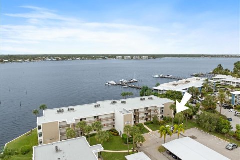 Copropriété à vendre à Stuart, Floride: 2 chambres, 119.01 m2 № 2271615 - photo 4