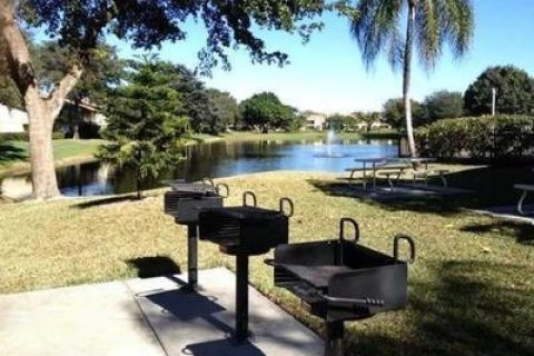 Condo in Pompano Beach, Florida, 2 bedrooms № 2083744 - photo 24