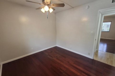 Condo in Pompano Beach, Florida, 2 bedrooms № 2083744 - photo 10