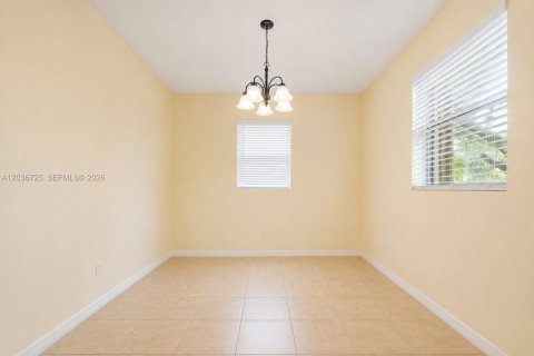 Touwnhouse à vendre à Homestead, Floride: 4 chambres, 214.23 m2 № 2085164 - photo 10