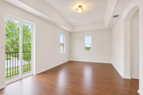 Touwnhouse à vendre à Homestead, Floride: 4 chambres, 214.23 m2 № 2085164 - photo 25