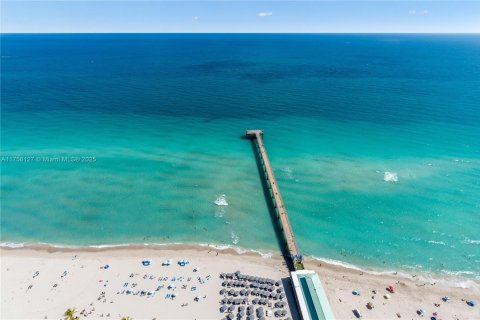Condominio en alquiler en Sunny Isles Beach, Florida, 2 dormitorios, 148.83 m2 № 1730922 - foto 19