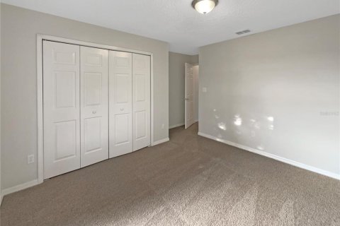House in Minneola, Florida 3 bedrooms, 146.79 sq.m. № 1915729 - photo 9