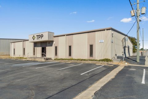 Bureau à louer à Fort Walton Beach, Floride: 929.02 m2 № 558805 - photo 1