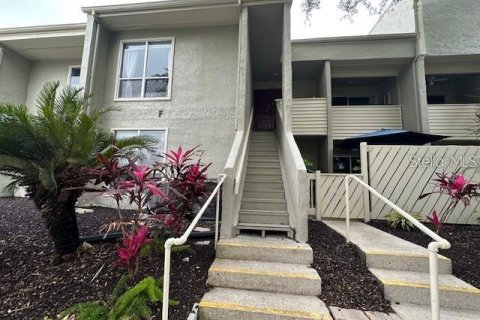 Copropriété à louer à Tarpon Springs, Floride: 2 chambres, 91.04 m2 № 2099698 - photo 2