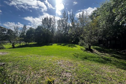 House in Miramar, Florida 4 bedrooms, 189.89 sq.m. № 2062709 - photo 9