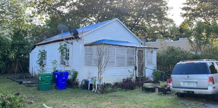 Casa en Miami, Florida 2 dormitorios, 62.8 m2 № 952388