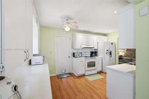 Villa ou maison à vendre à Boynton Beach, Floride: 2 chambres, 132.66 m2 № 2252716 - photo 19