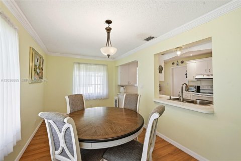 Villa ou maison à vendre à Boynton Beach, Floride: 2 chambres, 132.66 m2 № 2252716 - photo 24