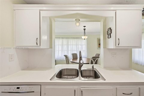 Villa ou maison à vendre à Boynton Beach, Floride: 2 chambres, 132.66 m2 № 2252716 - photo 18