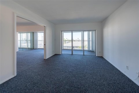 Copropriété à vendre à Fort Lauderdale, Floride: 2 chambres, 132.85 m2 № 2084531 - photo 17