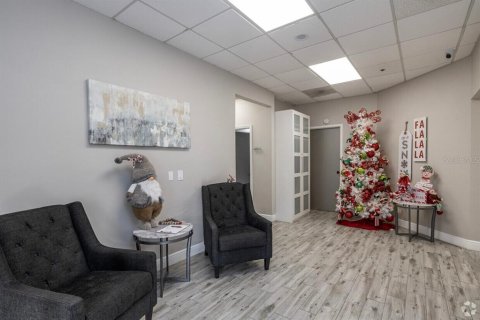 Immobilier commercial à louer à Tampa, Floride: 2168.9 m2 № 2409970 - photo 17