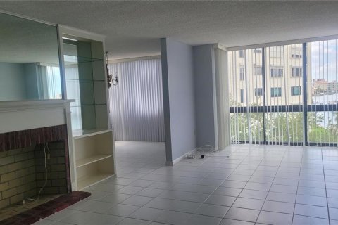 Copropriété à louer à Clearwater, Floride: 3 chambres, 153.29 m2 № 1843594 - photo 7