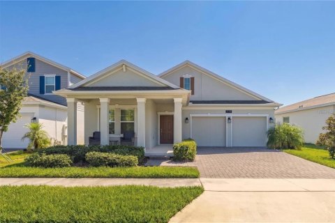 House in Kissimmee, Florida 3 bedrooms, 192.12 sq.m. № 2425780 - photo 2