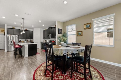 House in Kissimmee, Florida 3 bedrooms, 192.12 sq.m. № 2425780 - photo 9