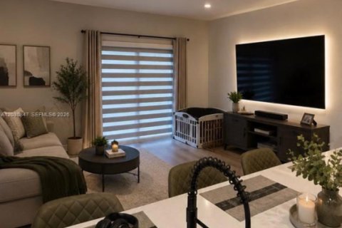 Condo in Florida City, Florida, 3 bedrooms  № 2077935 - photo 5