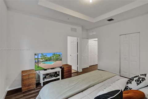 Touwnhouse à vendre à Pembroke Pines, Floride: 3 chambres, 152.36 m2 № 1929588 - photo 24