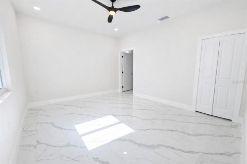 Appartement à louer à Lehigh Acres, Floride: 3 chambres, 111.48 m2 № 2105477 - photo 14
