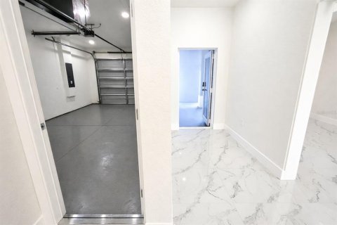 Appartement à louer à Lehigh Acres, Floride: 3 chambres, 111.48 m2 № 2105477 - photo 29