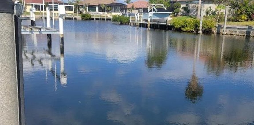 Terrain à Punta Gorda, Floride № 2237181