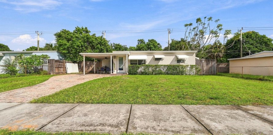 Villa ou maison à Pompano Beach, Floride 3 chambres, 71.35 m2 № 2431269