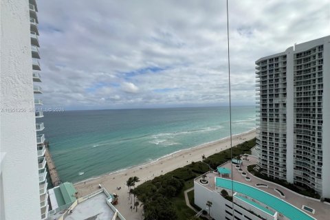 Condominio en alquiler en Sunny Isles Beach, Florida, 2 dormitorios, 117.61 m2 № 2054727 - foto 26