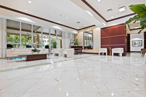 Condominio en alquiler en Sunny Isles Beach, Florida, 2 dormitorios, 117.61 m2 № 2054727 - foto 28