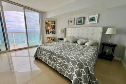 Condominio en alquiler en Sunny Isles Beach, Florida, 2 dormitorios, 117.61 m2 № 2054727 - foto 12