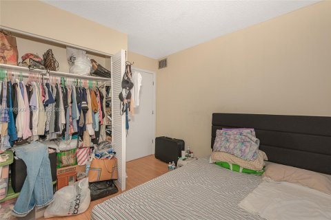 Touwnhouse à vendre à Davie, Floride: 3 chambres, 133.78 m2 № 2055671 - photo 16