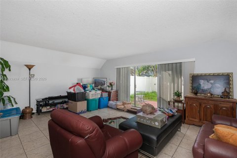Touwnhouse à vendre à Davie, Floride: 3 chambres, 133.78 m2 № 2055671 - photo 3