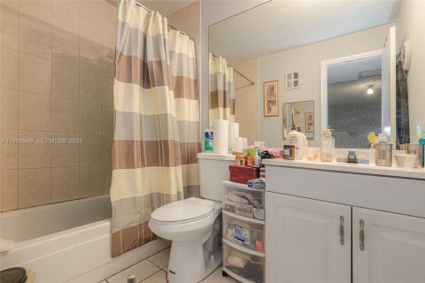 Touwnhouse à vendre à Davie, Floride: 3 chambres, 133.78 m2 № 2055671 - photo 17